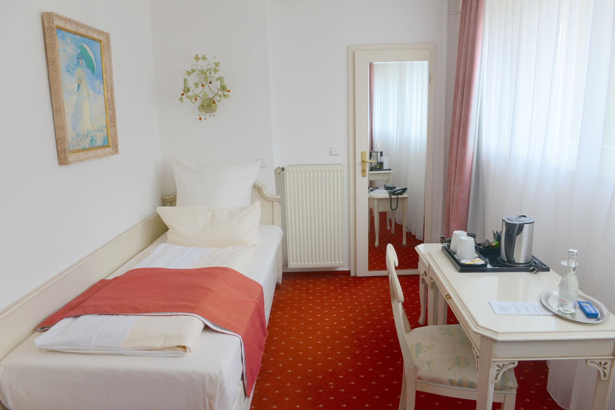 Sure Hotel By Best Western Rhoen Garden Poppenhausen Exterior photo