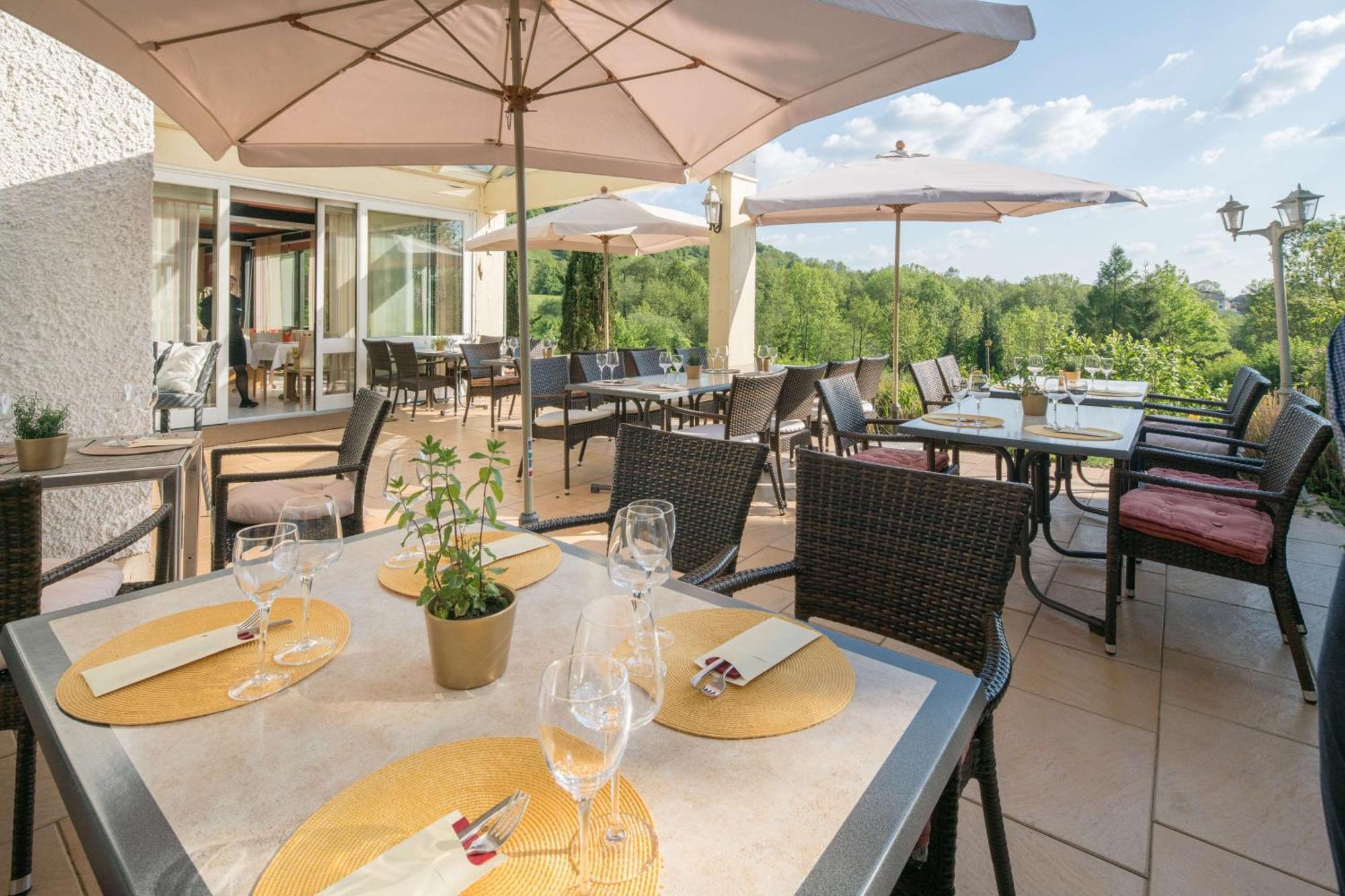 Sure Hotel By Best Western Rhoen Garden Poppenhausen Exterior photo