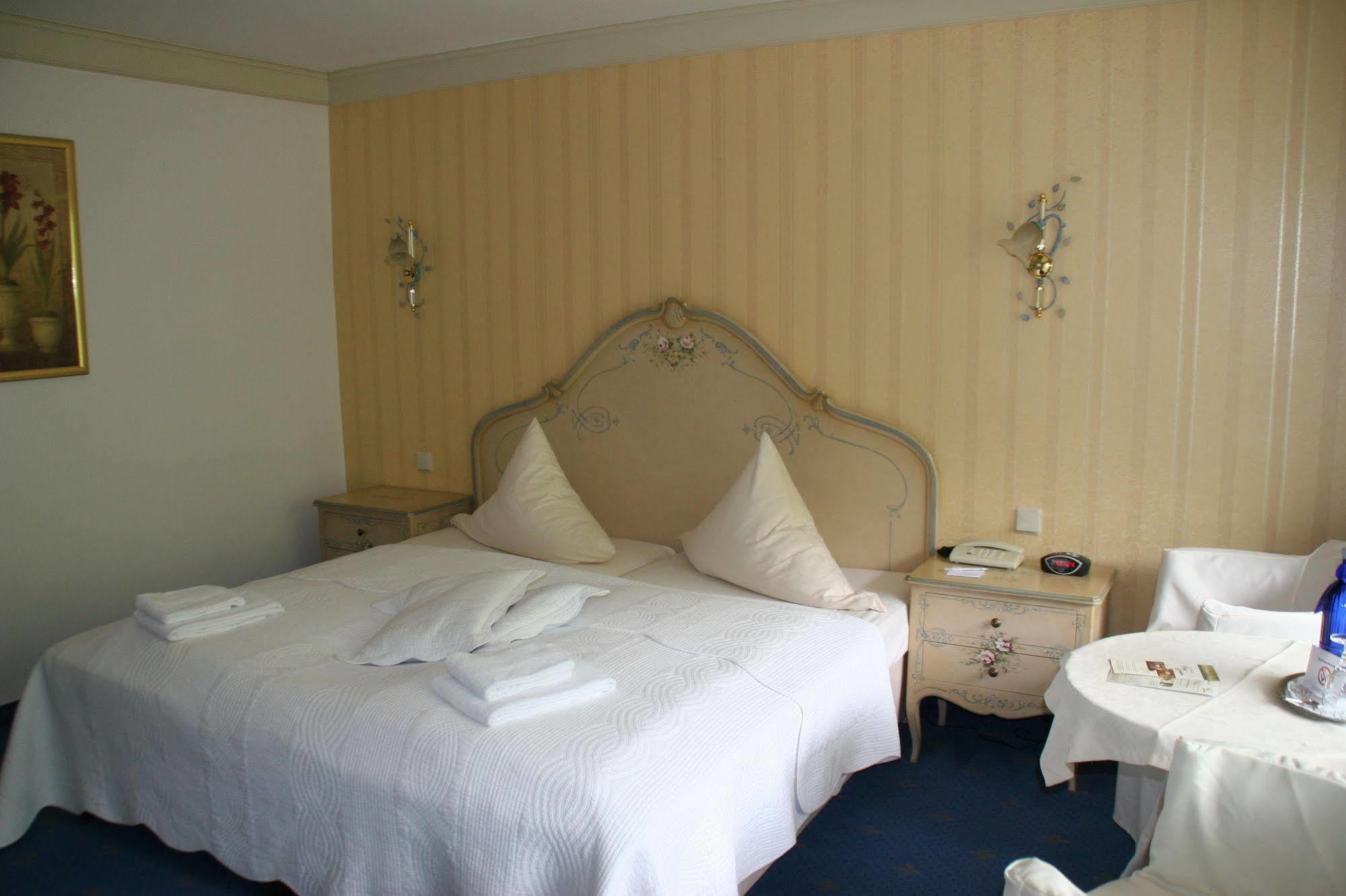 Sure Hotel By Best Western Rhoen Garden Poppenhausen Exterior photo